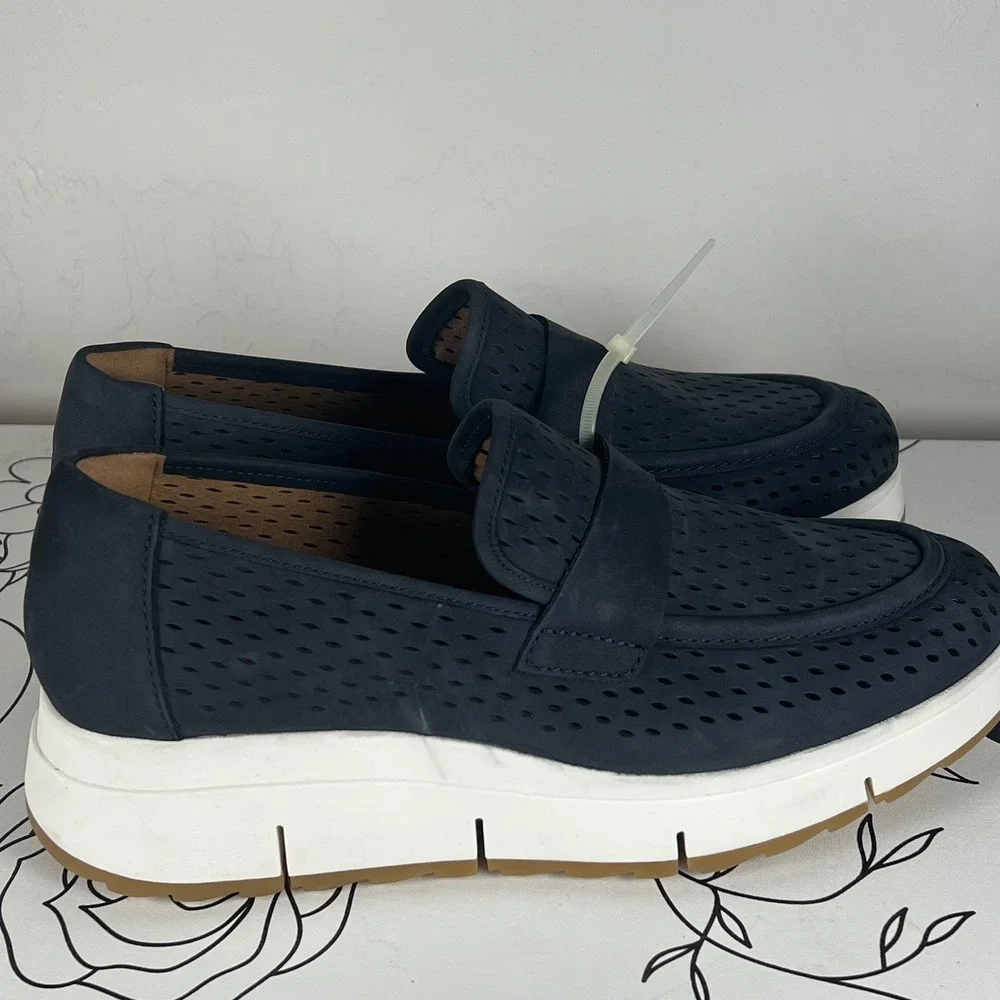 Clarks Lorini Edge Navy Nubuck Perforated Platform Loafers Womens 9.5 M
